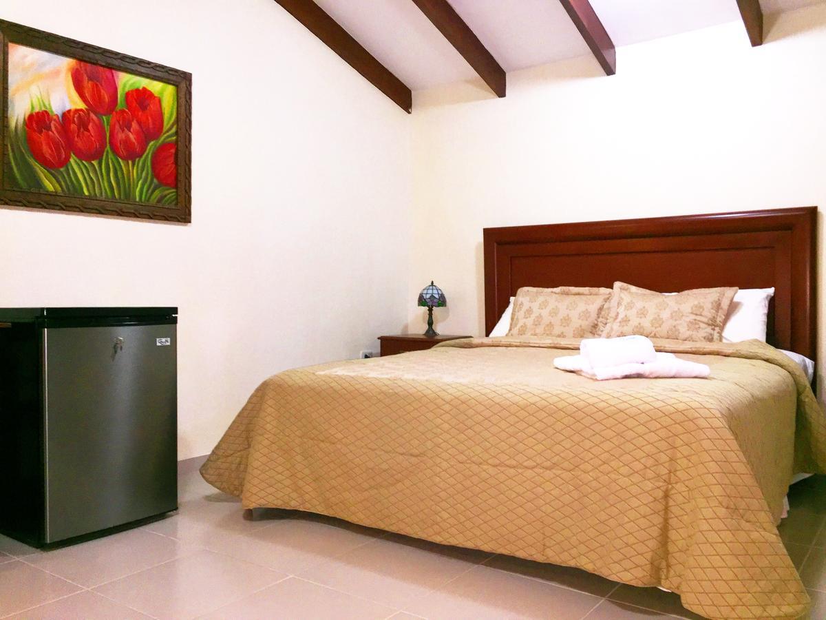 Los Jazmines Hotel Resort Warnes Εξωτερικό φωτογραφία